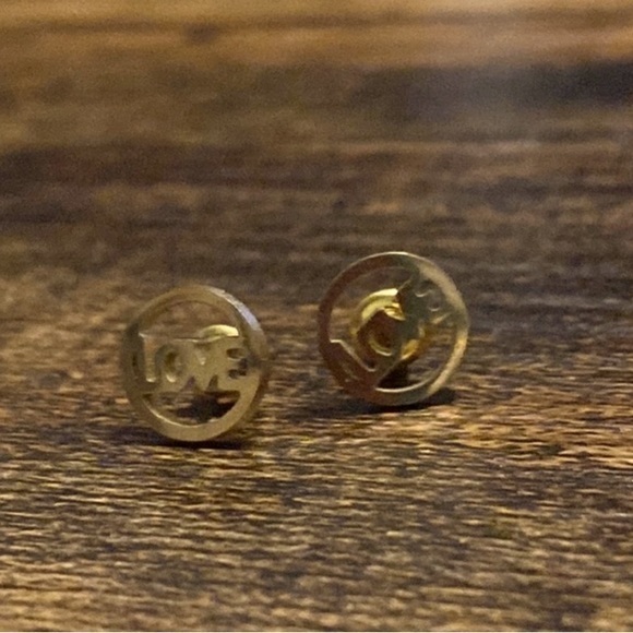 Love Earrings